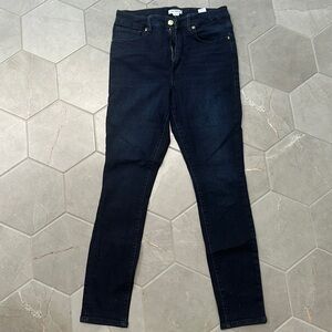 Good American good legs! Perfect condition, dark blue color, stretch in fabric